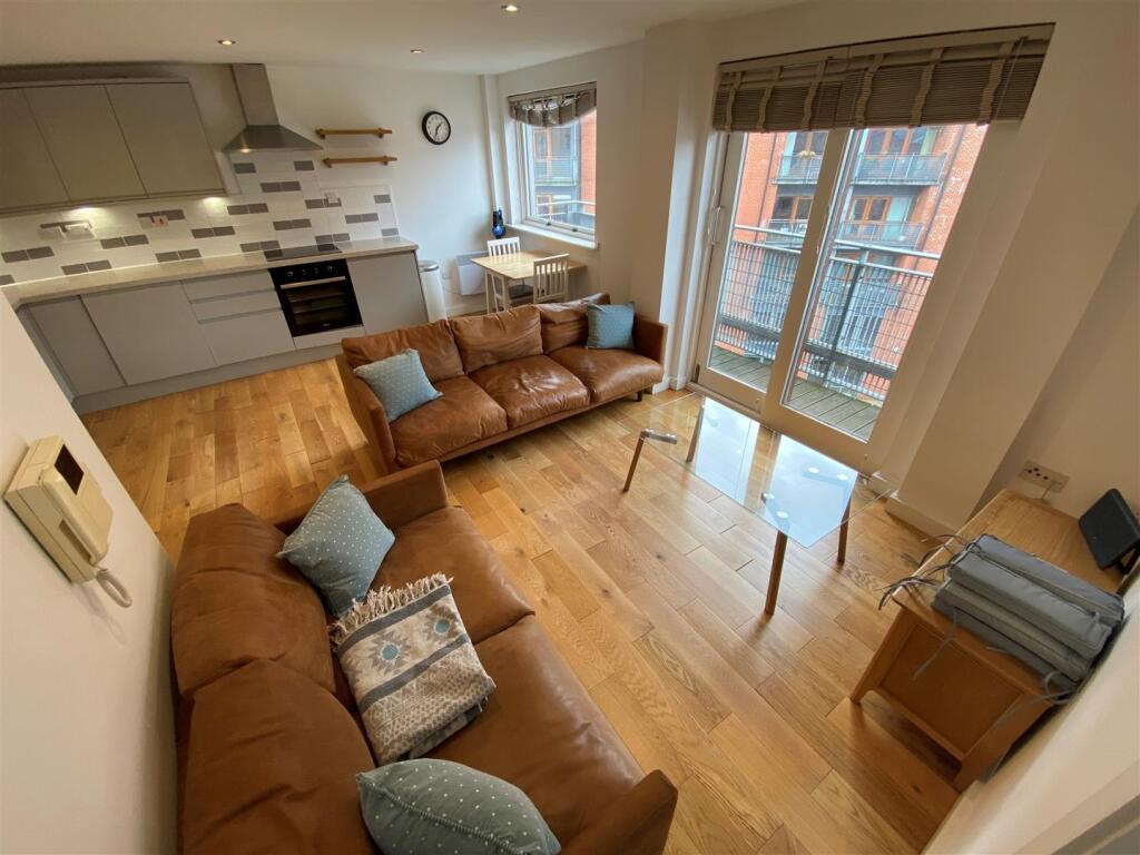 2 bed Apartment for rent in Manchester. From Jordan Fishwick - Manchester