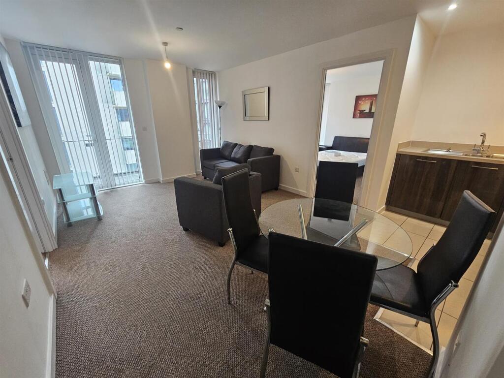 2 bed Apartment for rent in Manchester. From Jordan Fishwick - Manchester 2 bed Apartment for rent in Manchester. From Jordan Fishwick - Manchester