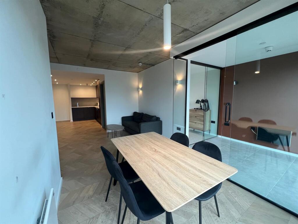 2 bed Apartment for rent in Manchester. From Jordan Fishwick - Manchester 2 bed Apartment for rent in Manchester. From Jordan Fishwick - Manchester