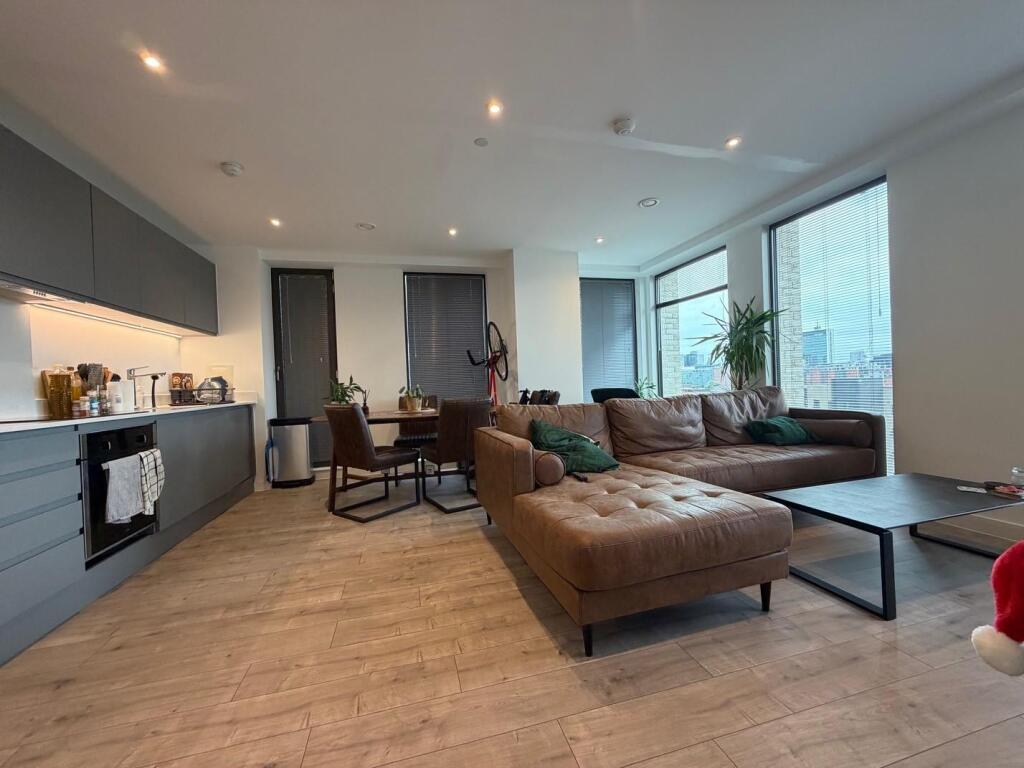 2 bed Apartment for rent in Manchester. From Jordan Fishwick - Manchester