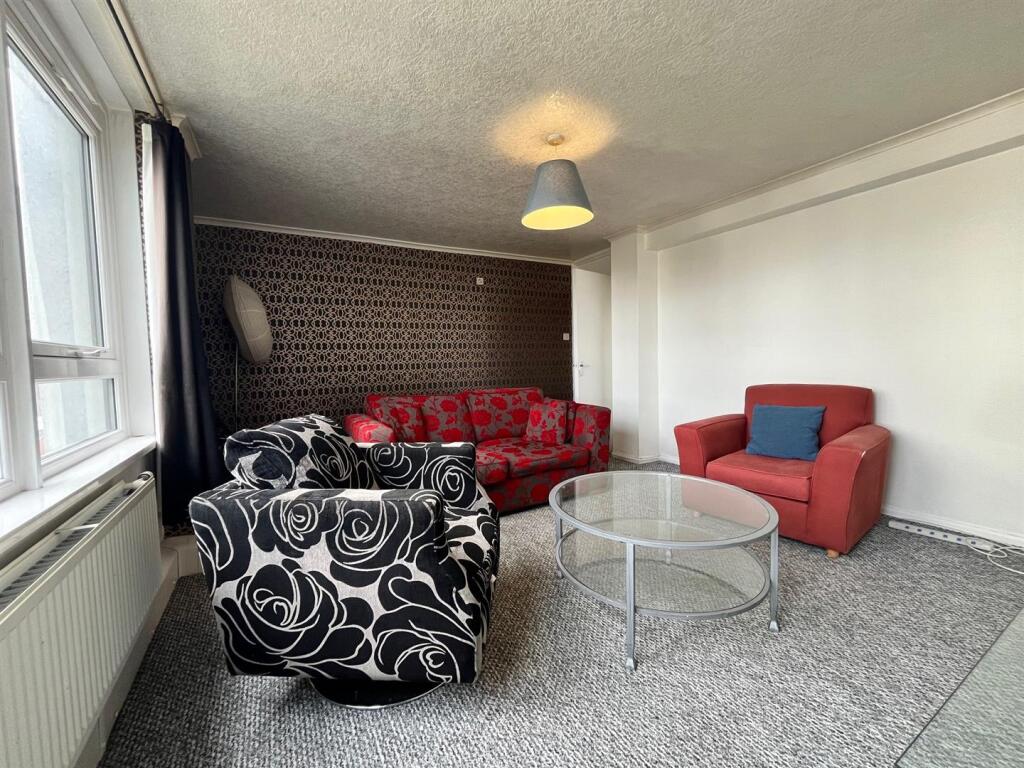 2 bed 1st Floor Flat for rent in Salford. From Jordan Fishwick - Manchester 2 bed 1st Floor Flat for rent in Salford. From Jordan Fishwick - Manchester