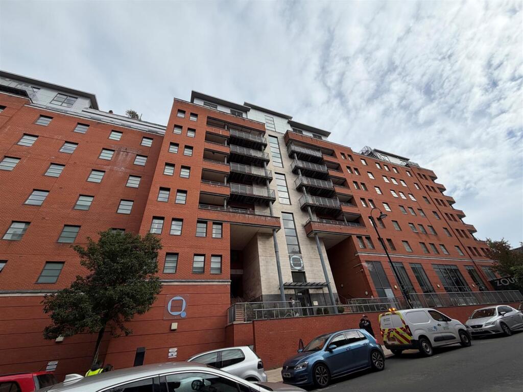 2 bed 1st Floor Flat for rent in Manchester. From Jordan Fishwick - Manchester