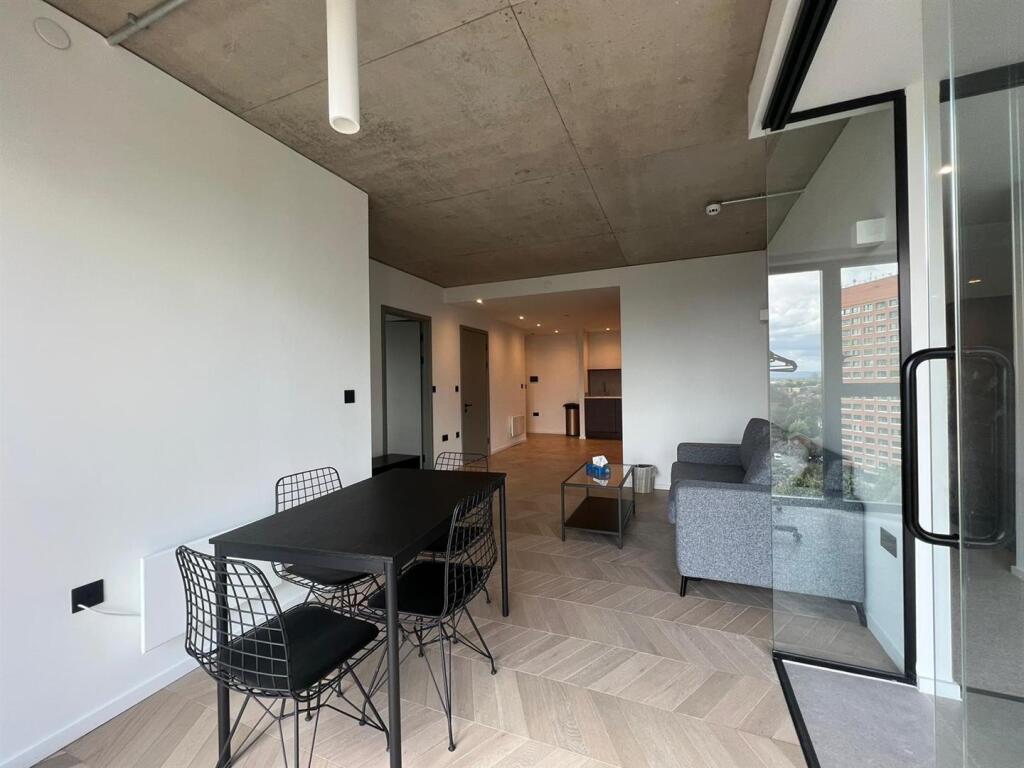 2 bed Apartment for rent in Manchester. From Jordan Fishwick - Manchester 2 bed Apartment for rent in Manchester. From Jordan Fishwick - Manchester