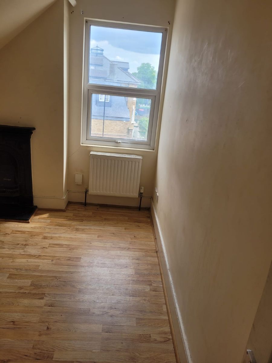 8 bed House Share for rent in Croydon. From Property Point UK