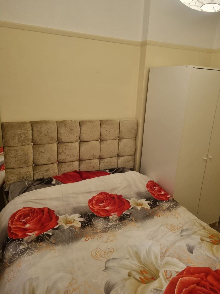 3 bed House Share for rent in London. From Property Point UK