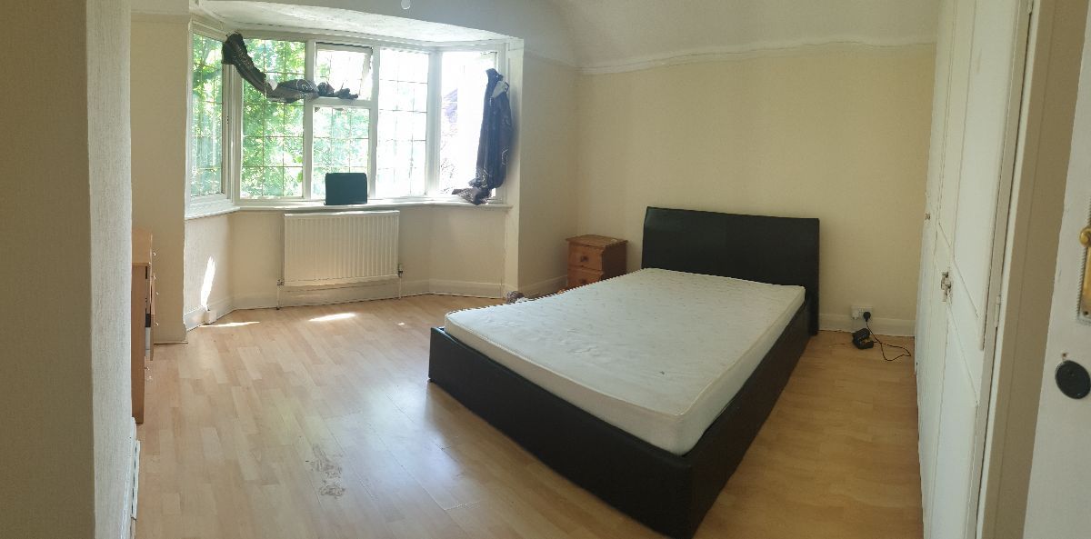 5 bed House Share for rent in New Malden. From Property Point UK 5 bed House Share for rent in New Malden. From Property Point UK