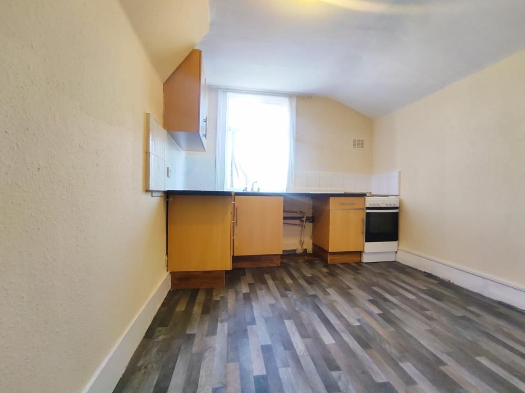 2 bed Flat for rent in London. From Pure Estates - Forest Gate