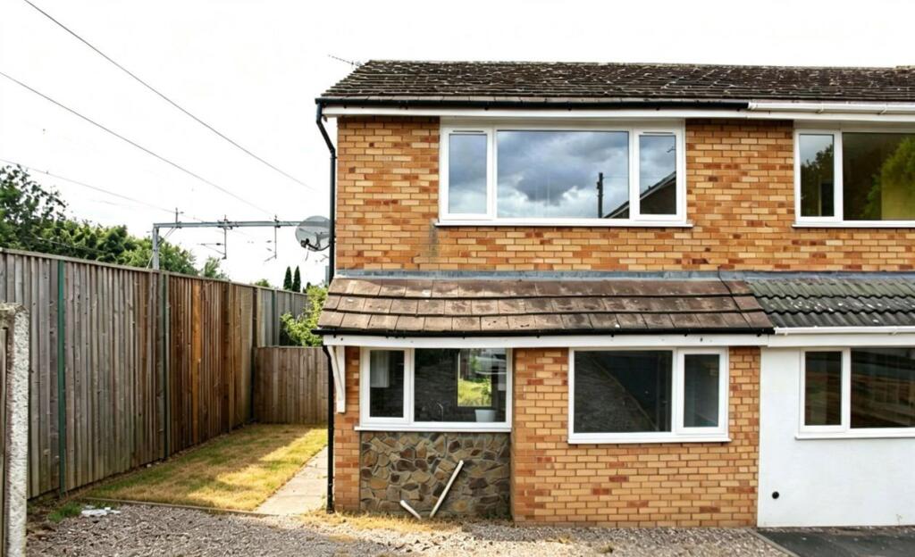 3 bed Semi Detached for rent in Handsacre. From Castle Estates - Stafford 3 bed Semi Detached for rent in Handsacre. From Castle Estates - Stafford