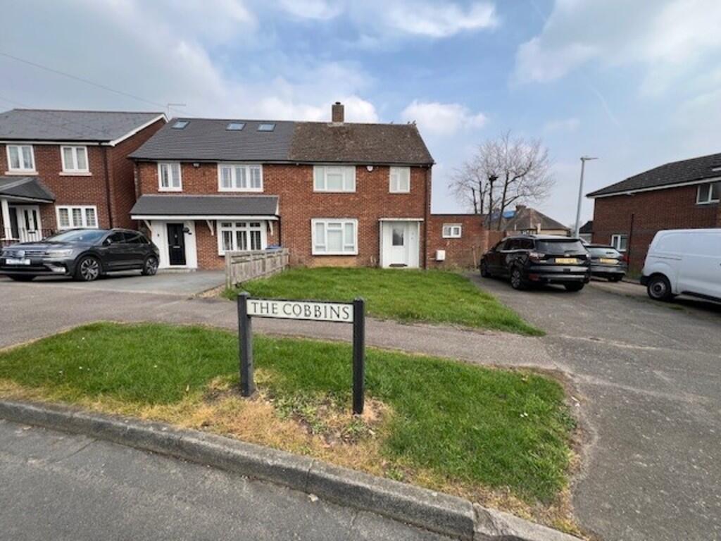 4 bed Semi Detached for rent in Waltham Abbey. From Rainbow Estate Agents (S.E.) Ltd - Essex