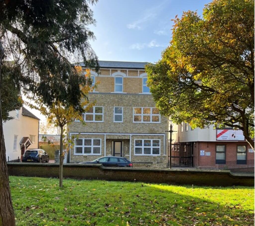 1 bed Apartment for rent in Waltham Abbey. From Rainbow Estate Agents (S.E.) Ltd - Essex