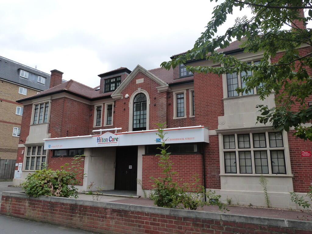 2 bed Apartment for rent in Cheshunt. From Rainbow Estate Agents (S.E.) Ltd - Essex