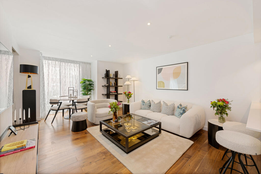 3 bed Apartment for rent in London. From RE/MAX - Capital