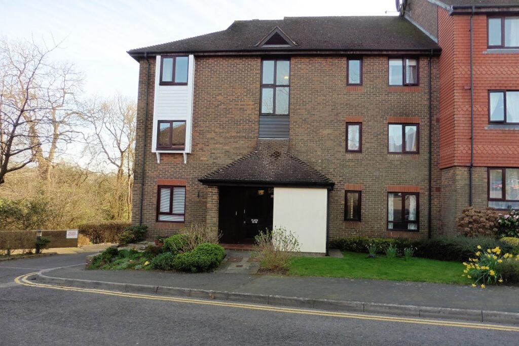 2 bed 1st Floor Flat for rent in Battle. From Castle Estates - Battle