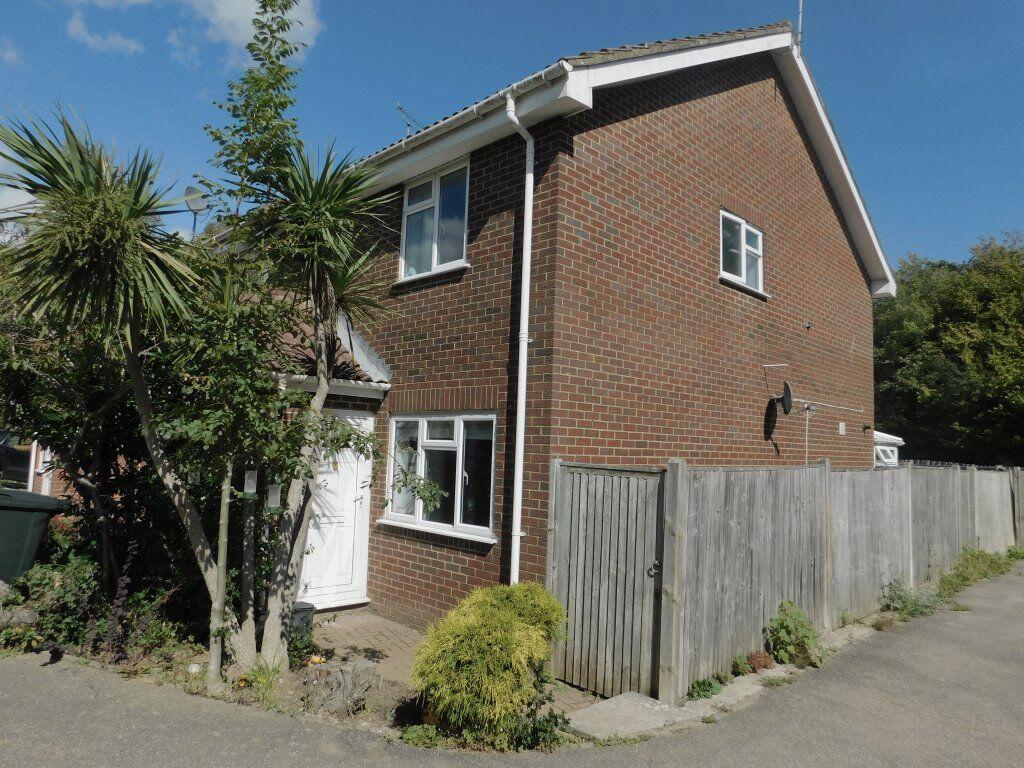 2 bed Semi Detached for rent in Battle. From Castle Estates - Battle 2 bed Semi Detached for rent in Battle. From Castle Estates - Battle