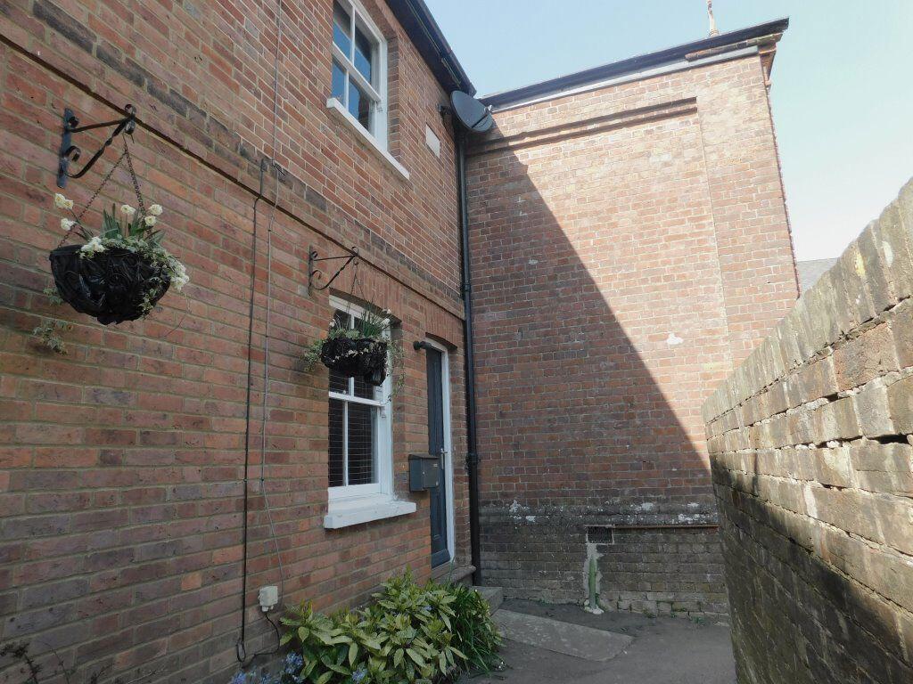 2 bed Cottage for rent in Battle. From Castle Estates - Battle