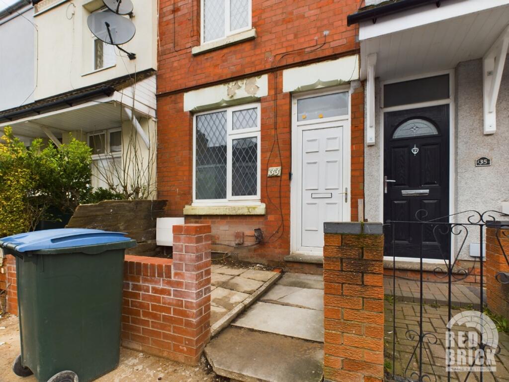 3 bed Mid Terraced House for rent in Hawkesbury. From Red Brick Sales & Lettings - Coventry