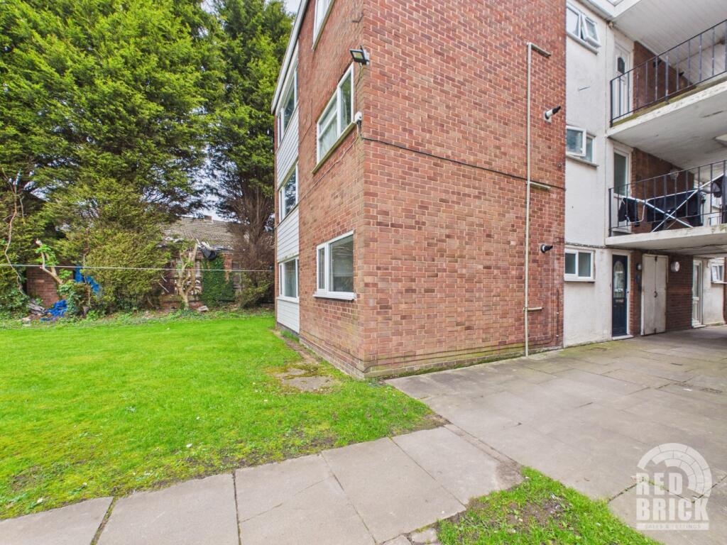 2 bed 1st Floor Flat for rent in Hawkesbury. From Red Brick Sales & Lettings - Coventry