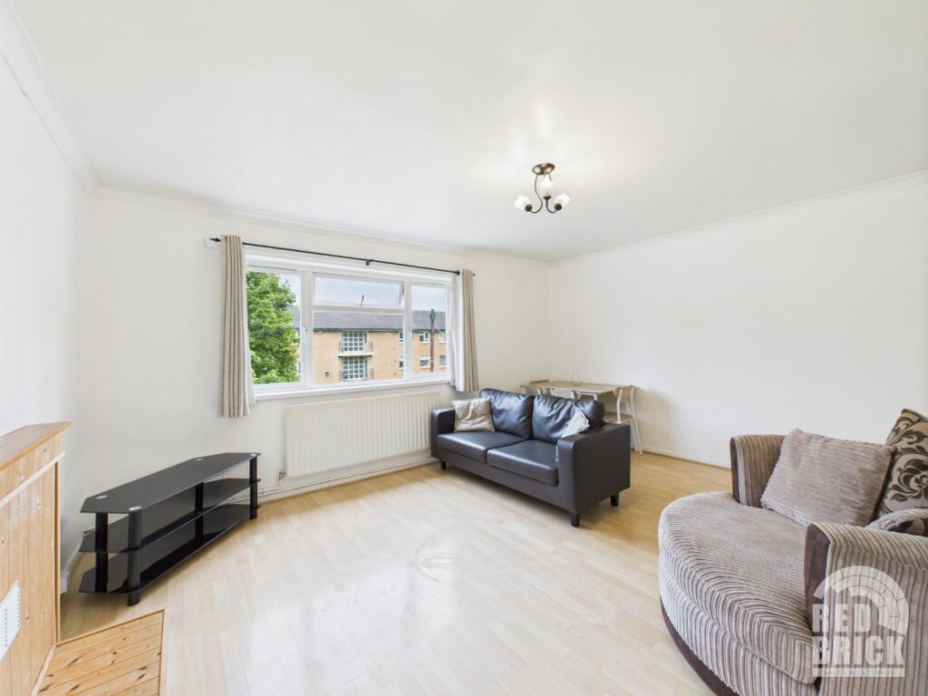 2 bed 1st Floor Flat for rent in Westwood Heath. From Red Brick Sales & Lettings - Coventry 2 bed 1st Floor Flat for rent in Westwood Heath. From Red Brick Sales & Lettings - Coventry