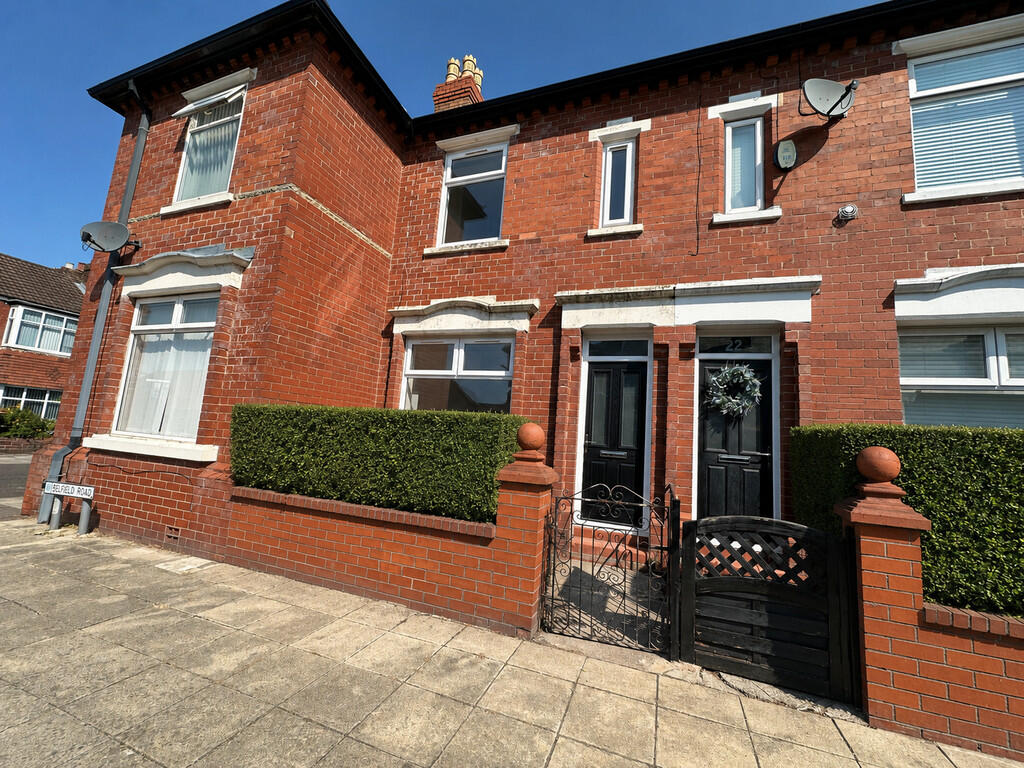 2 bed Mid Terraced House for rent in Stockport. From Castle Estates - Bramhall