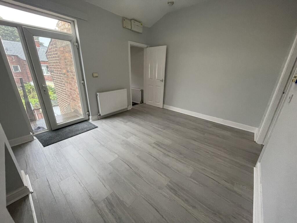 1 bed 1st Floor Flat for rent in Hazel Grove. From Castle Estates - Bramhall