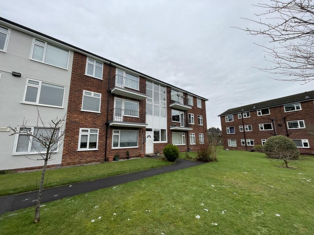 2 bed Apartment for rent in Bramhall. From Castle Estates - Bramhall
