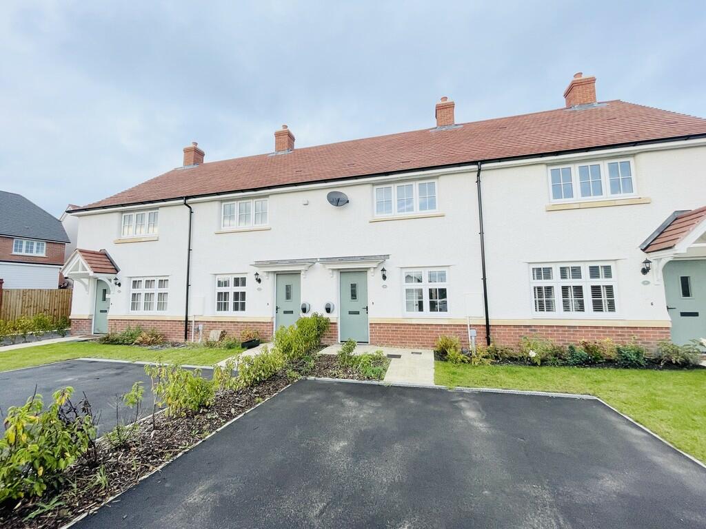 2 bed Mid Terraced House for rent in Knutsford. From Castle Estates - Bramhall