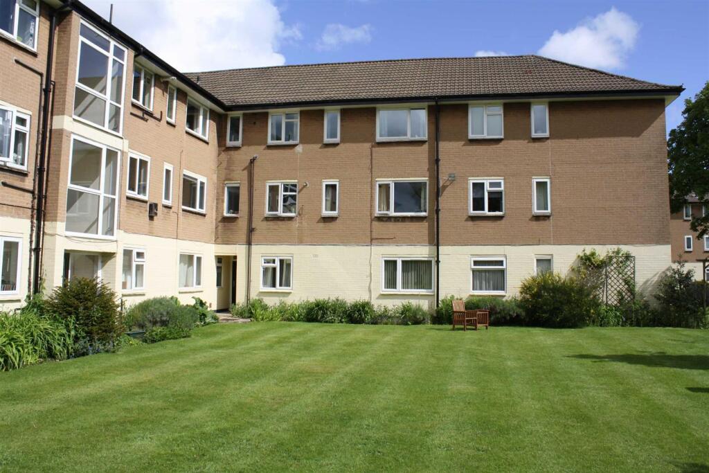 2 bed 1st Floor Flat for rent in Sale. From Jordan Fishwick - Sale