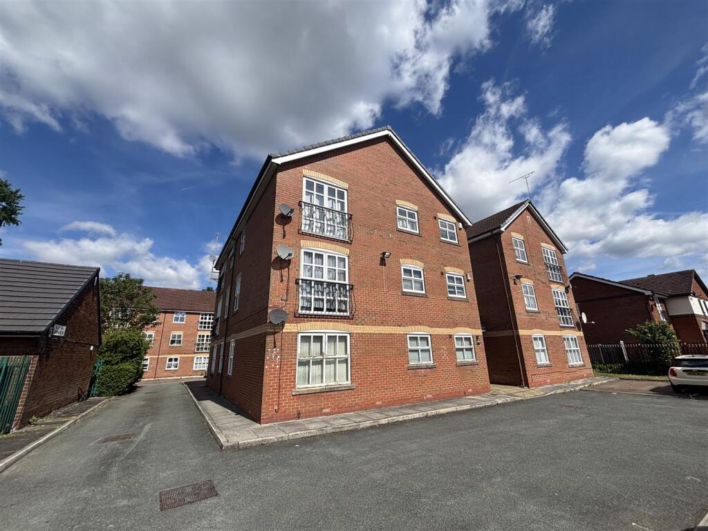 2 bed 1st Floor Flat for rent in Sale. From Jordan Fishwick - Sale