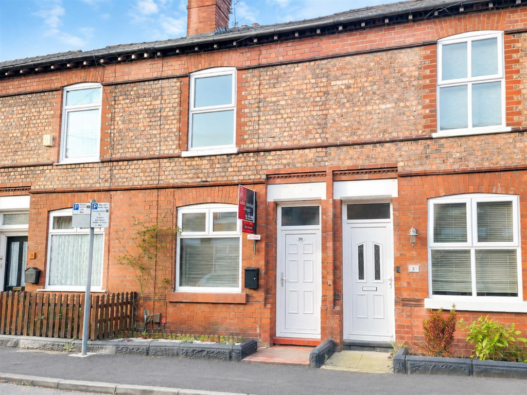 2 bed Mid Terraced House for rent in Sale. From Jordan Fishwick - Sale