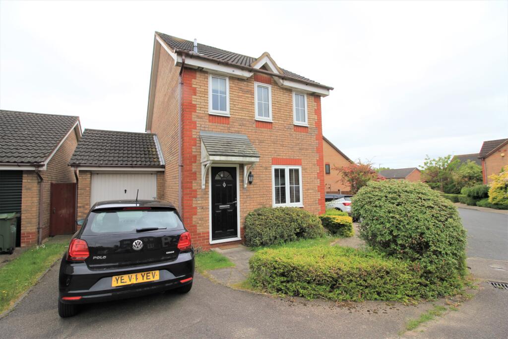 3 bed Detached for rent in Thorpe End. From Alexander & Co - Norwich 3 bed Detached for rent in Thorpe End. From Alexander & Co - Norwich