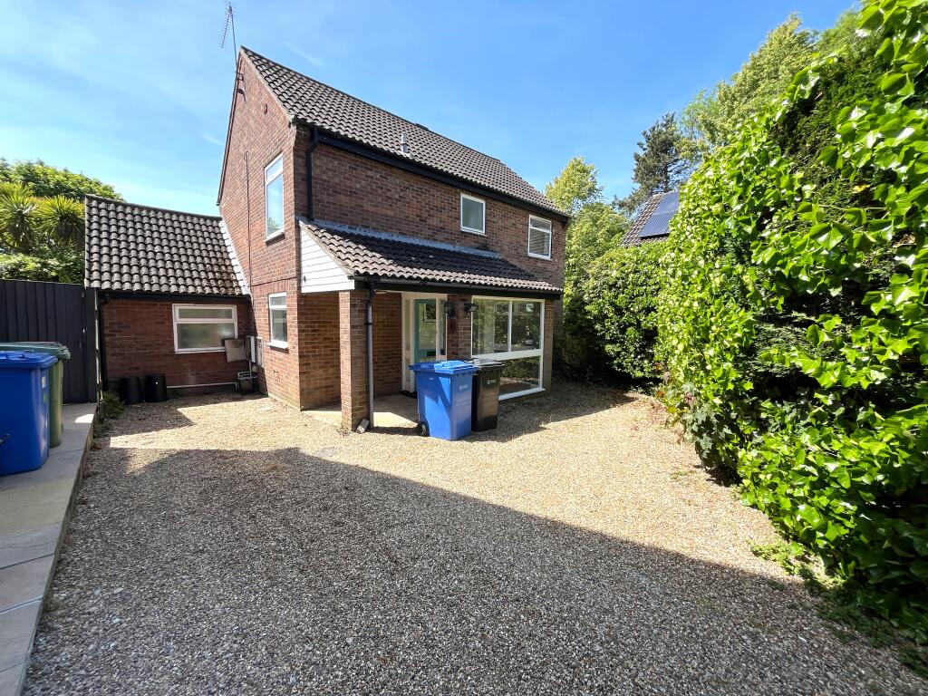 6 bed Detached for rent in Colney. From Alexander & Co - Norwich