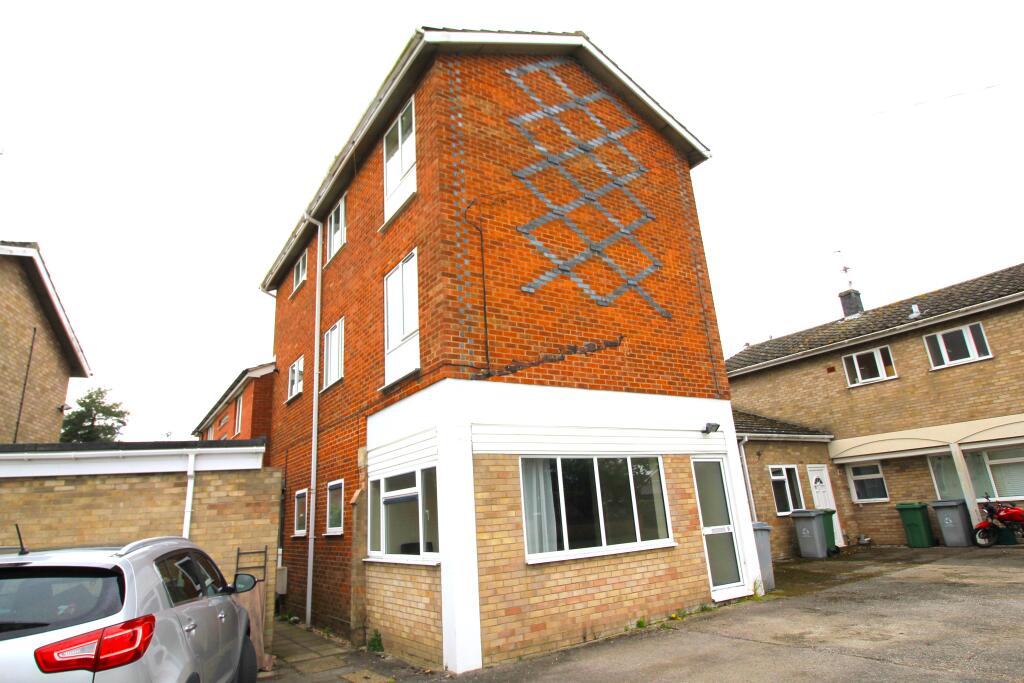 1 bed 1st Floor Flat for rent in Lingwood. From Alexander & Co - Norwich