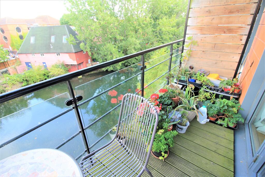 2 bed Apartment for rent in Norwich. From Alexander & Co - Norwich