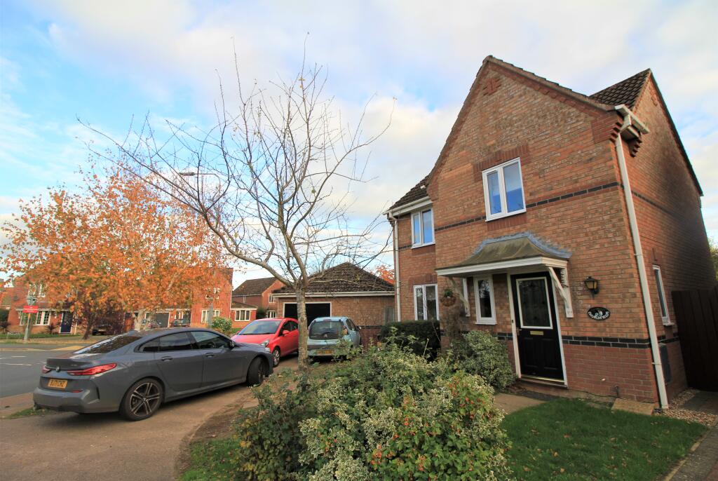 3 bed Detached for rent in Hethersett. From Alexander & Co - Norwich 3 bed Detached for rent in Hethersett. From Alexander & Co - Norwich