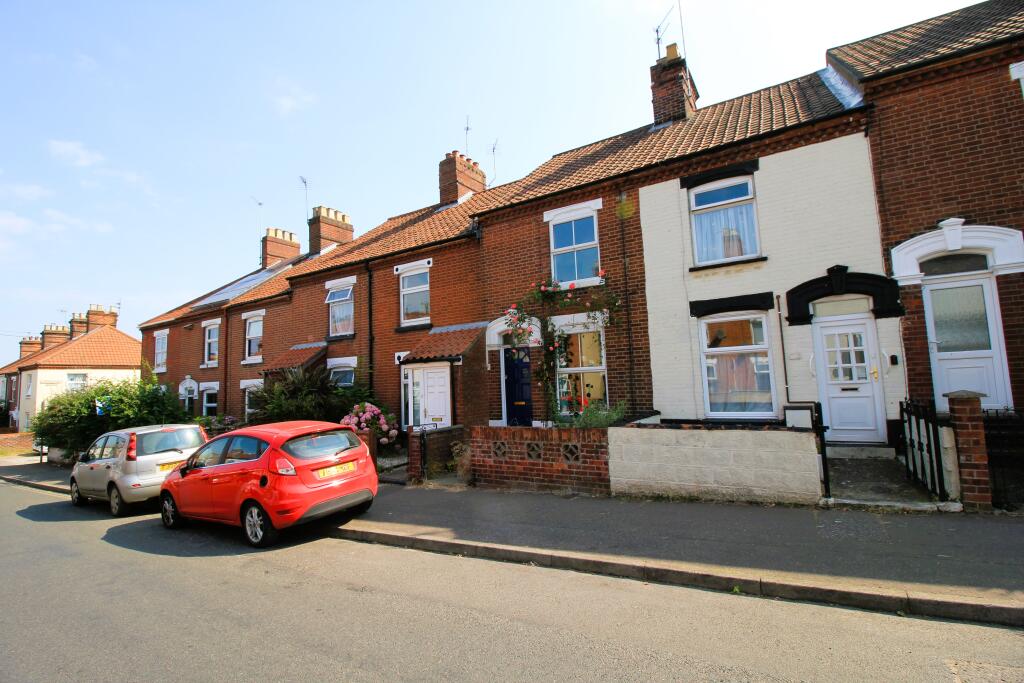 2 bed Mid Terraced House for rent in Norwich. From Alexander & Co - Norwich 2 bed Mid Terraced House for rent in Norwich. From Alexander & Co - Norwich