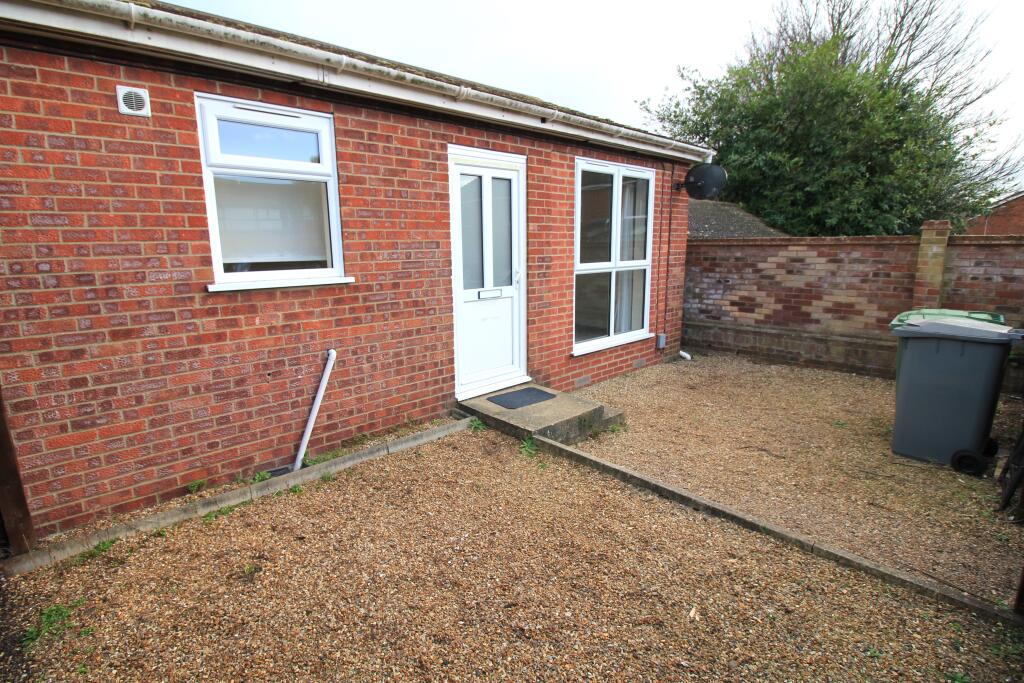 1 bed Semi-detached bungalow for rent in Norwich. From Alexander & Co - Norwich
