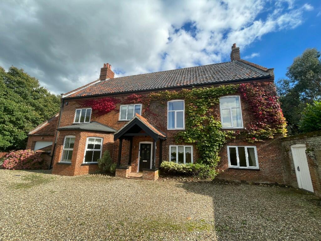 4 bed Detached for rent in Swardeston. From Alexander & Co - Norwich 4 bed Detached for rent in Swardeston. From Alexander & Co - Norwich
