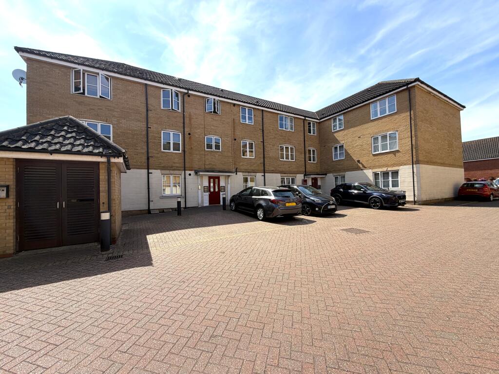 2 bed Apartment for rent in Horsham St Faith. From Alexander & Co - Norwich 2 bed Apartment for rent in Horsham St Faith. From Alexander & Co - Norwich
