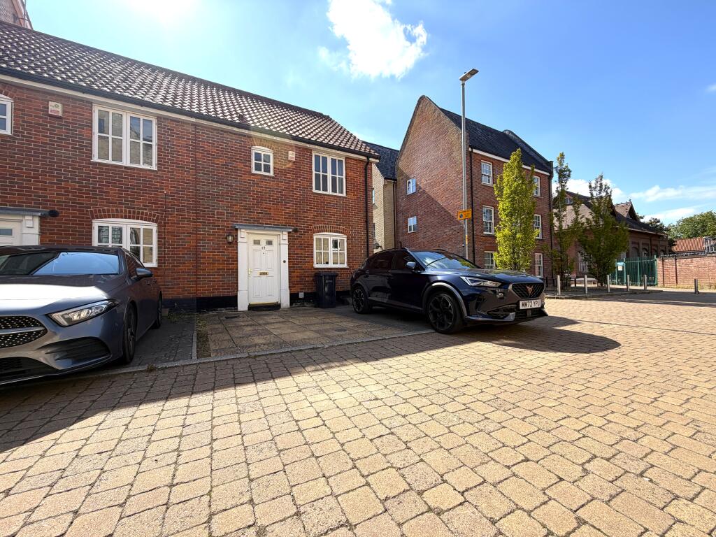 3 bed End of Terrace for rent in Norwich. From Alexander & Co - Norwich 3 bed End of Terrace for rent in Norwich. From Alexander & Co - Norwich