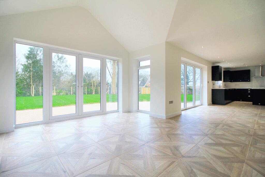 4 bed Detached bungalow for rent in Trunch. From Alexander & Co - Norwich 4 bed Detached bungalow for rent in Trunch. From Alexander & Co - Norwich