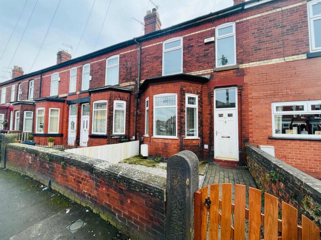 3 bed Mid Terraced House for rent in Eccles. From Kaytons Estate Agents - Manchester