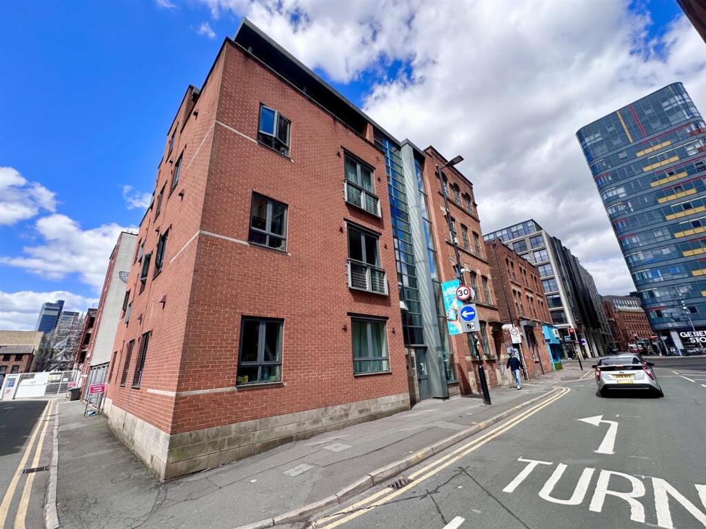 2 bed Apartment for rent in Manchester. From Kaytons Estate Agents - Manchester 2 bed Apartment for rent in Manchester. From Kaytons Estate Agents - Manchester