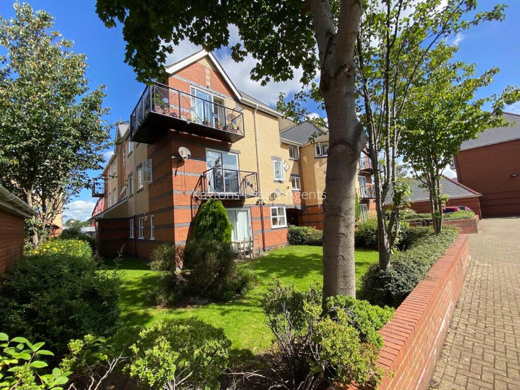 2 bed Apartment for rent in Salford. From Kaytons Estate Agents - Manchester