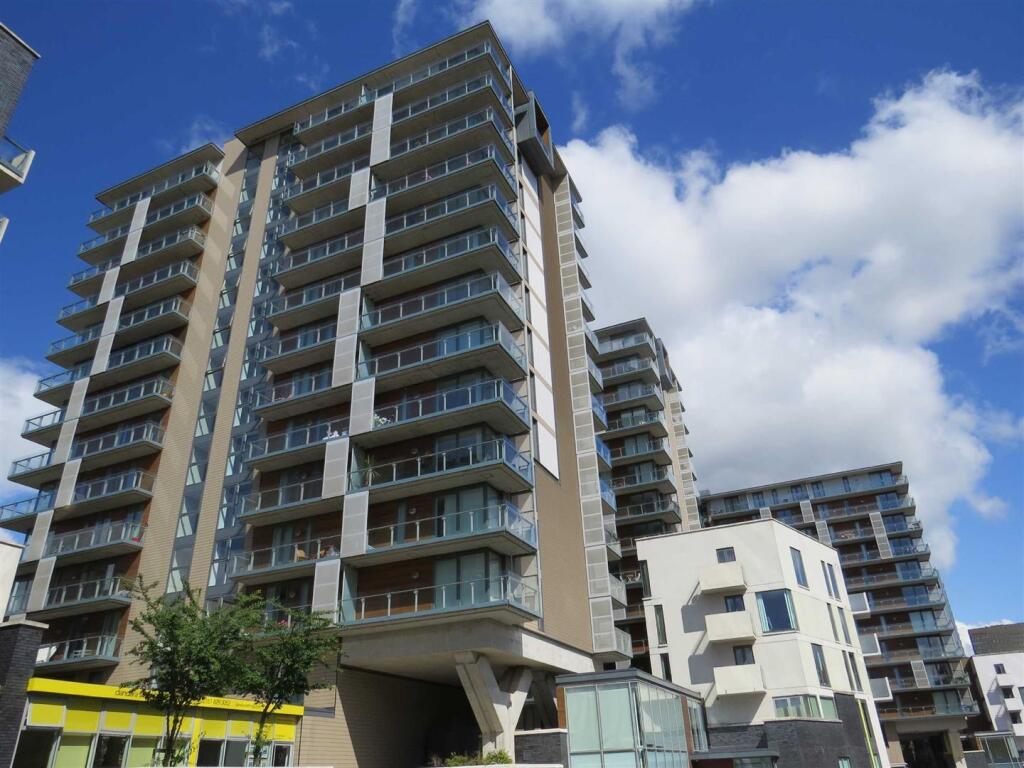 2 bed Apartment for rent in Salford. From Kaytons Estate Agents - Manchester 2 bed Apartment for rent in Salford. From Kaytons Estate Agents - Manchester