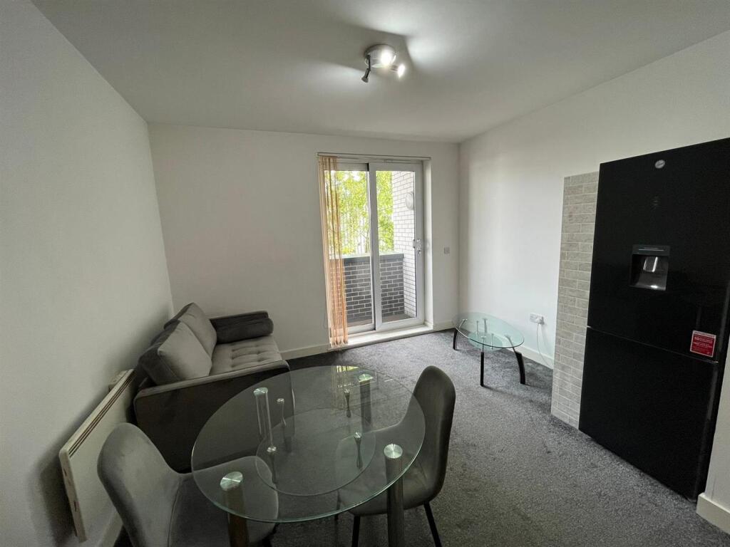 1 bed Apartment for rent in Salford. From Kaytons Estate Agents - Manchester 1 bed Apartment for rent in Salford. From Kaytons Estate Agents - Manchester