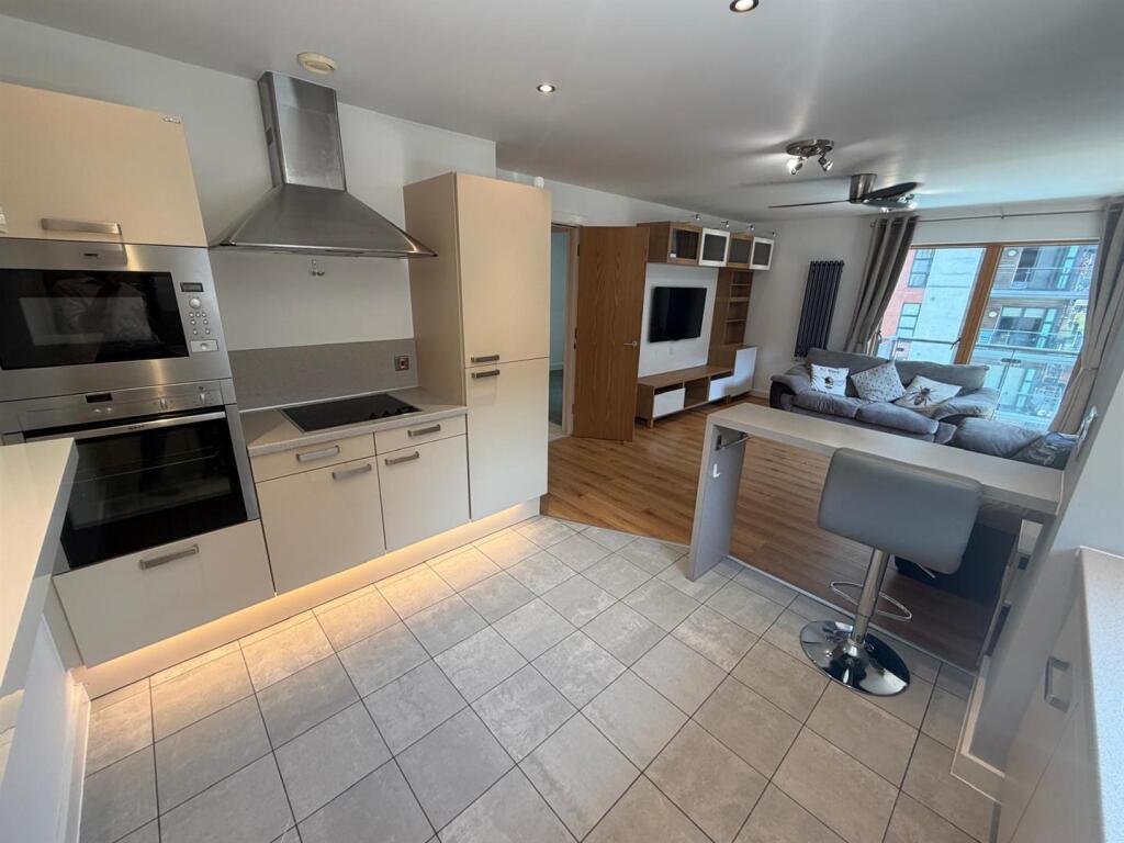 2 bed Apartment for rent in Manchester. From Kaytons Estate Agents - Manchester 2 bed Apartment for rent in Manchester. From Kaytons Estate Agents - Manchester