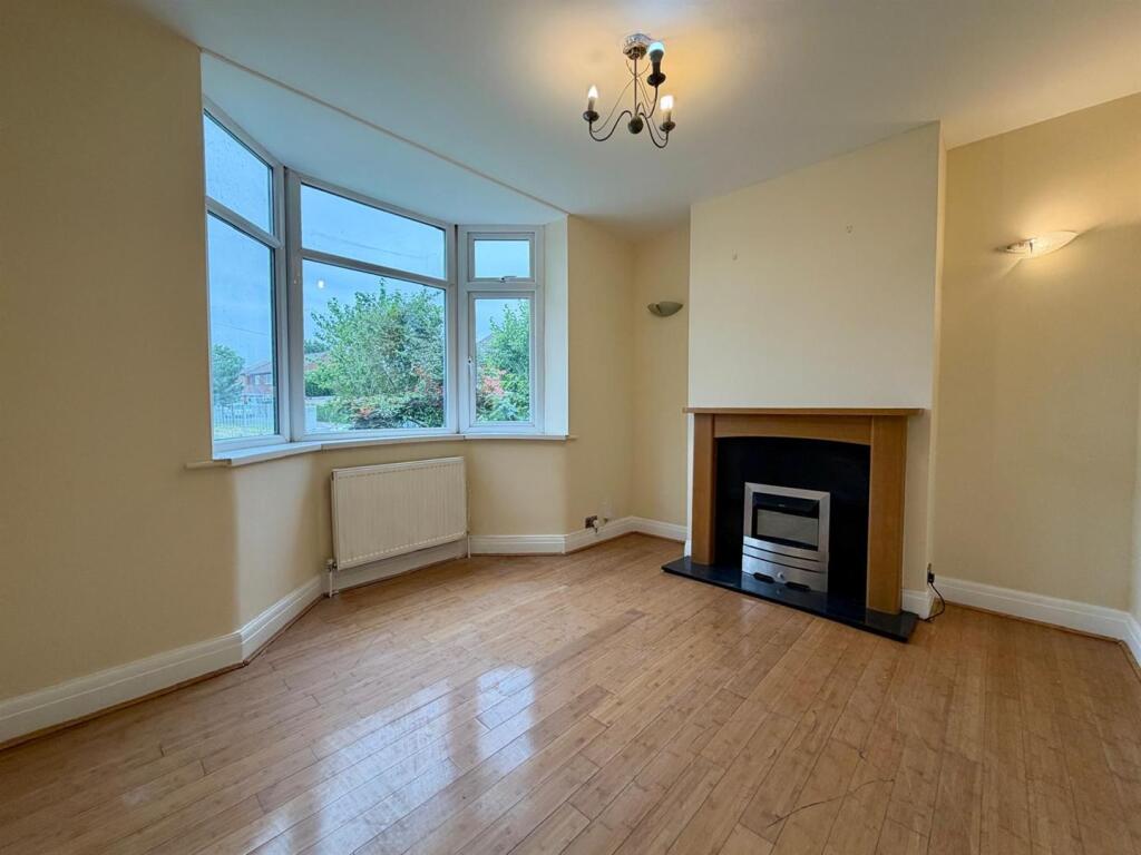 3 bed Semi Detached for rent in Manchester. From Kaytons Estate Agents - Manchester