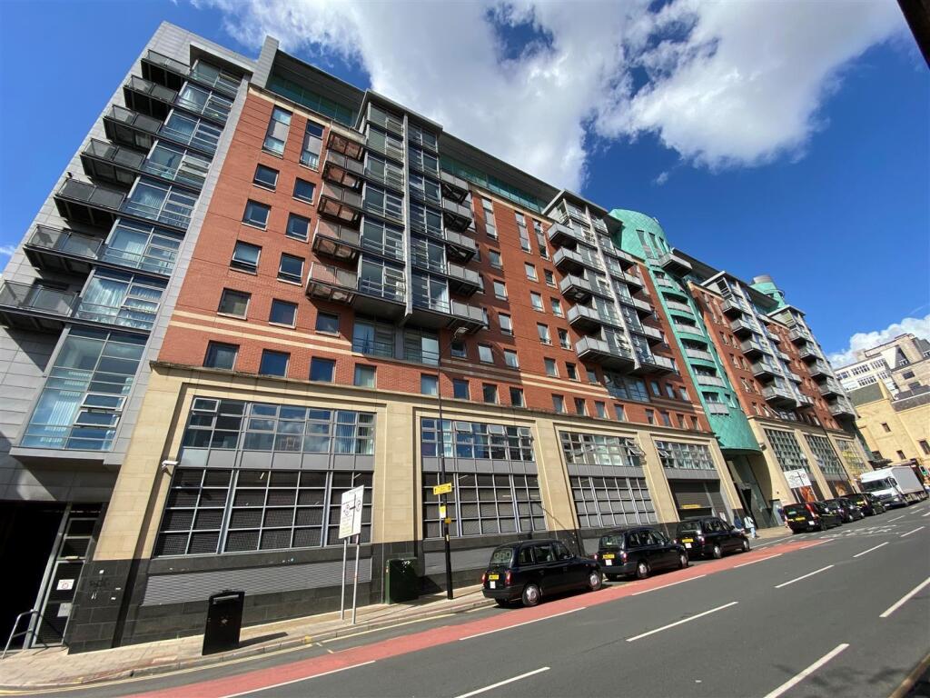 2 bed Duplex for rent in Manchester. From Kaytons Estate Agents - Manchester
