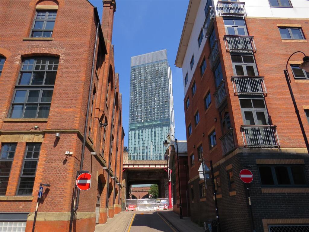 4 bed Studio for rent in Manchester. From Kaytons Estate Agents - Manchester 4 bed Studio for rent in Manchester. From Kaytons Estate Agents - Manchester