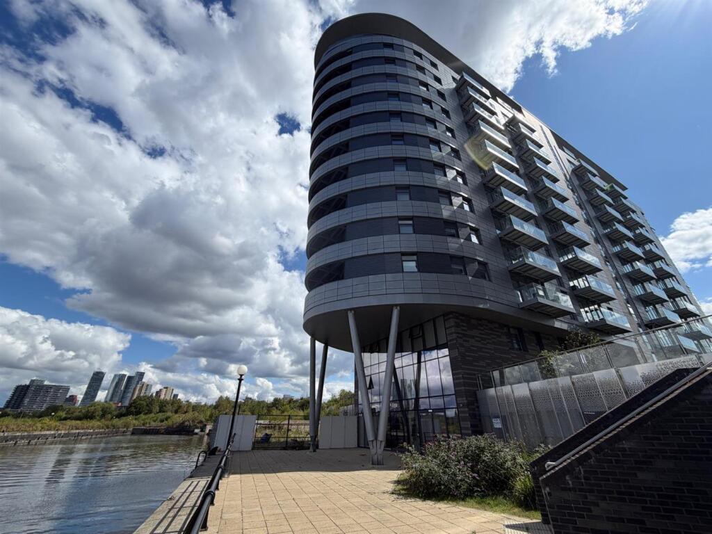 1 bed Apartment for rent in Salford. From Kaytons Estate Agents - Manchester 1 bed Apartment for rent in Salford. From Kaytons Estate Agents - Manchester